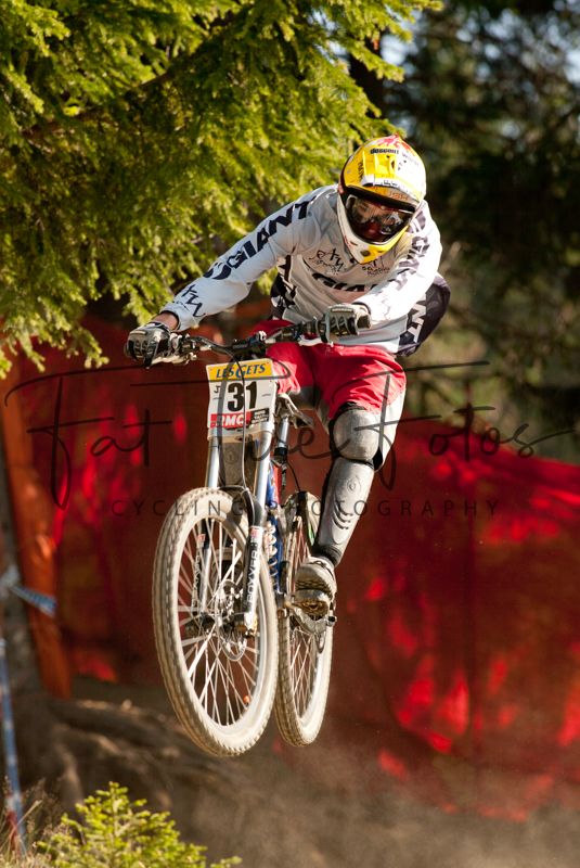 LES2004_777C2249.jpg