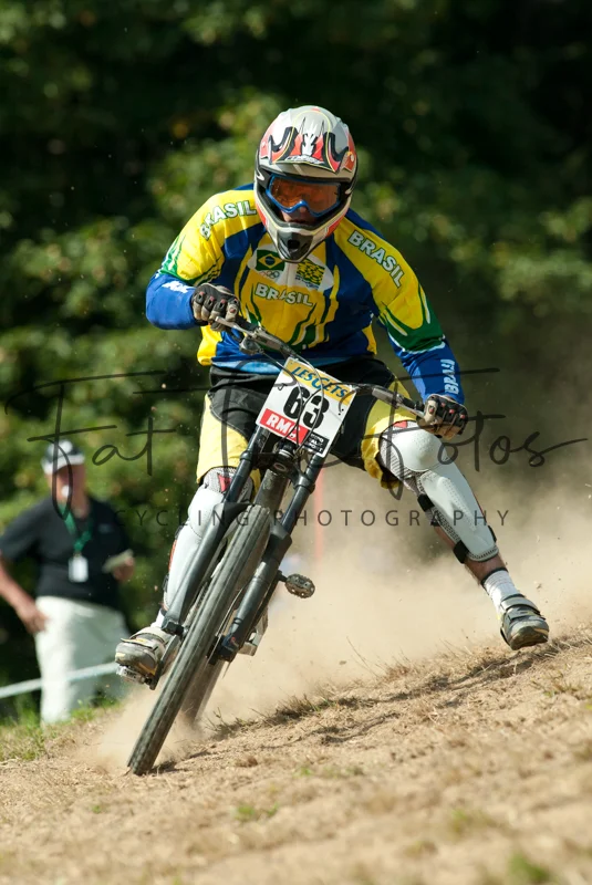 LES2004_777C4232.jpg