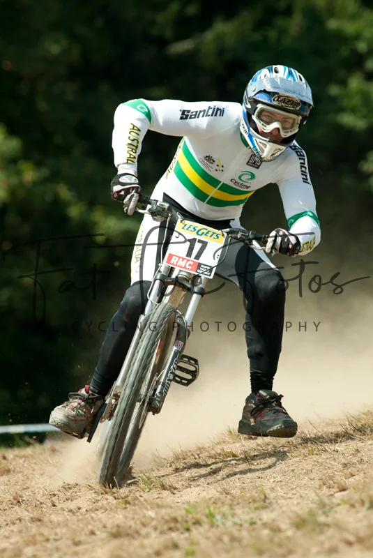 LES2004_777C4248.jpg