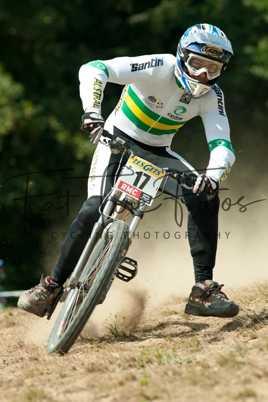 LES2004_777C4249.jpg