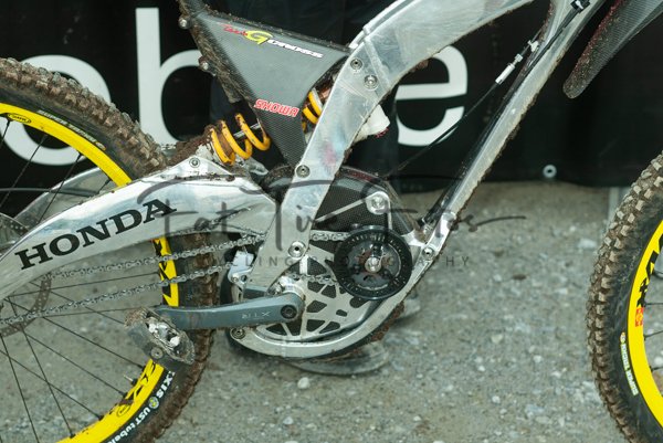 FW2004_777C1588.jpg