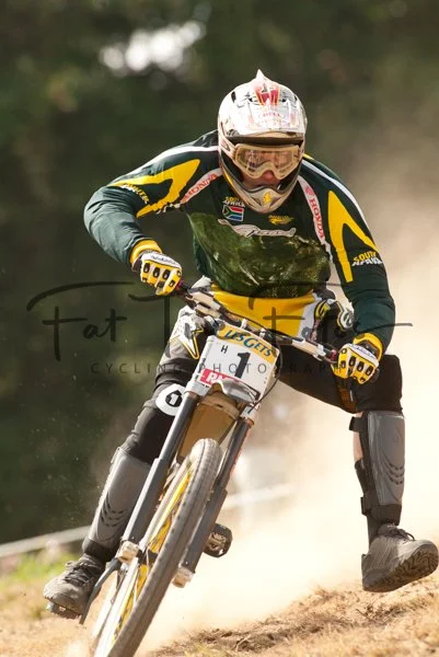 LES2004_777C4562.jpg