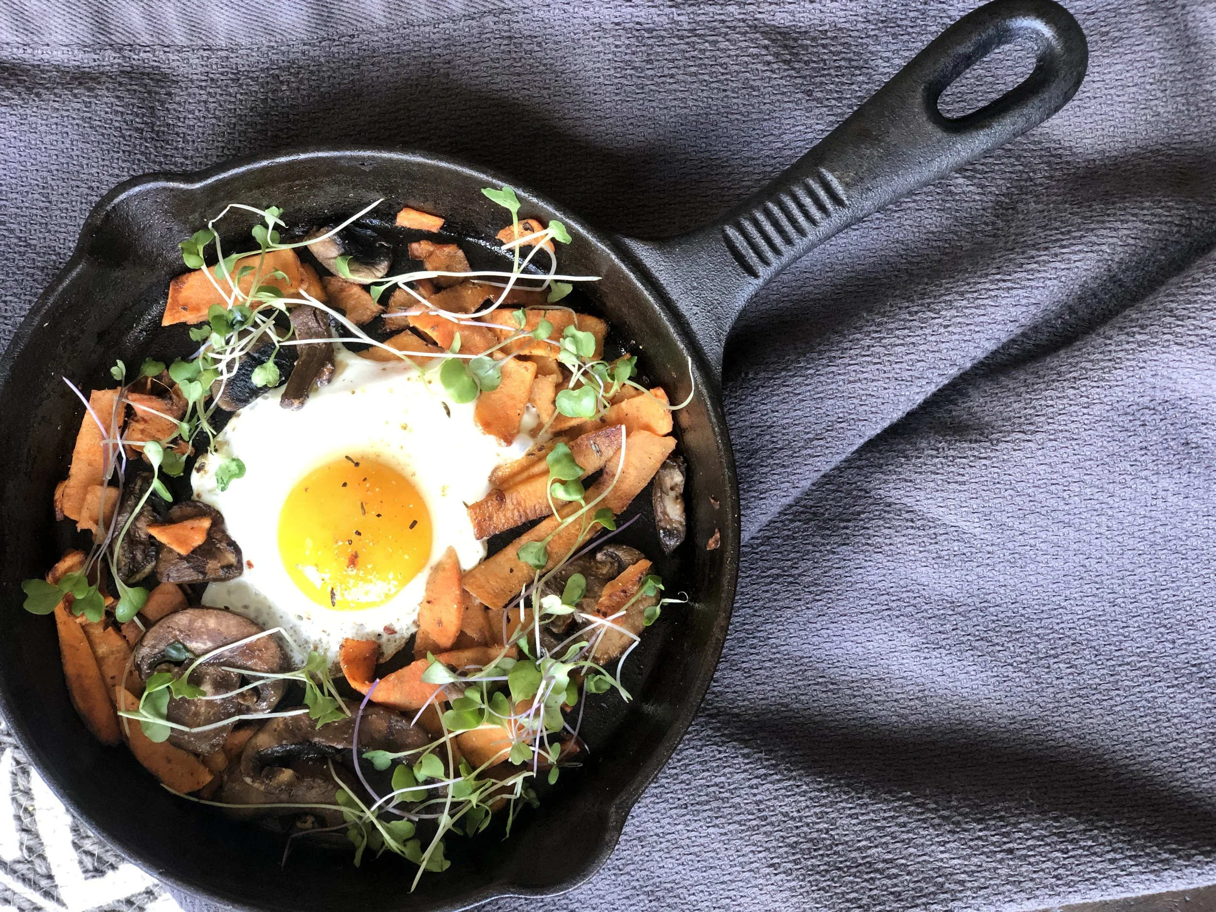 Cast Iron Skillet Mushroom &amp; Sweet Potato Breakfast 