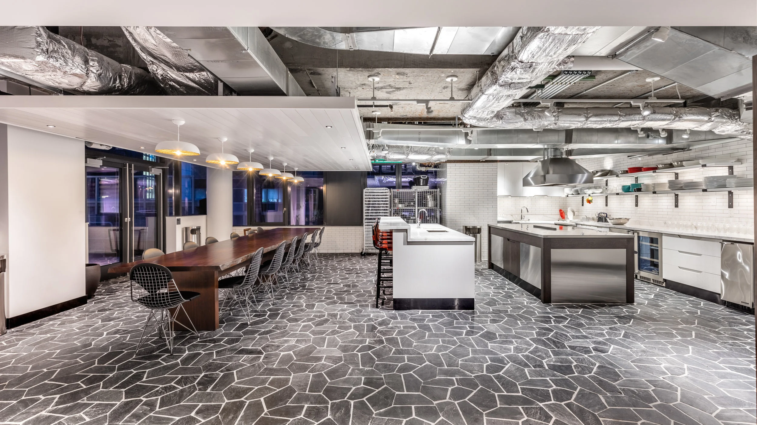 10th+Floor+Lounge+5.jpg