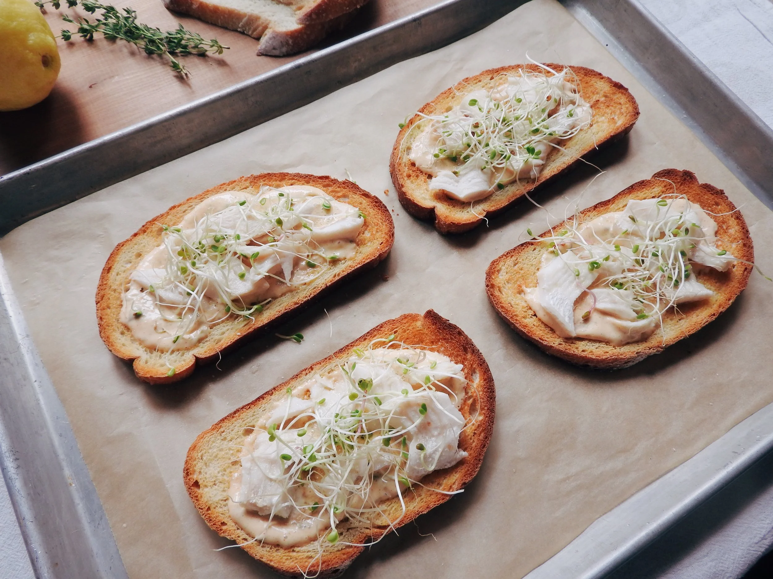 Walleye Toast With Lemon Caper Aioli