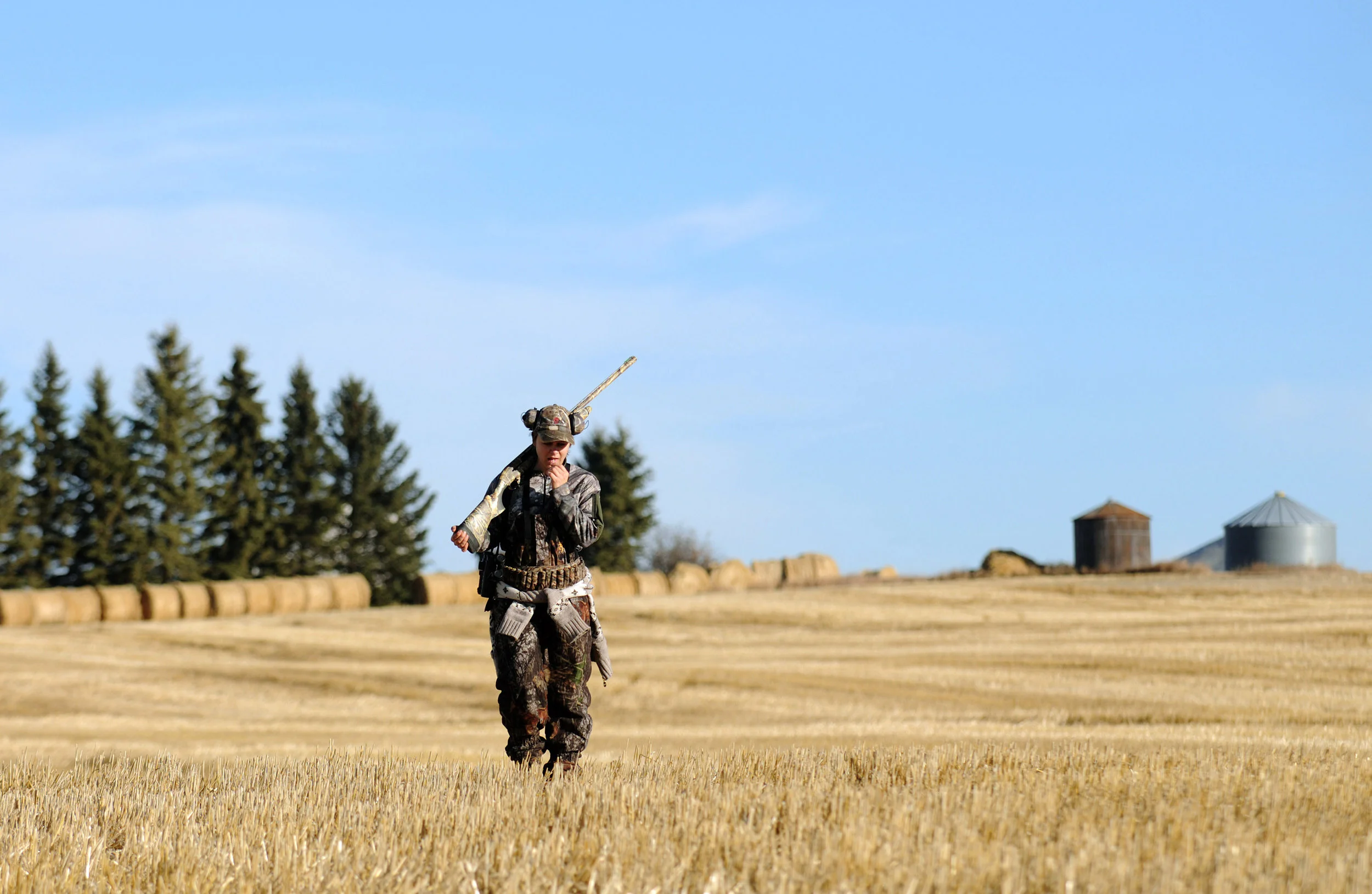  A group taking part in one of Bittern Lake Lodge's all female hunters prepare and wait for wild fowl near Camrose, Alberta. Photo by Jimmy Jeong 