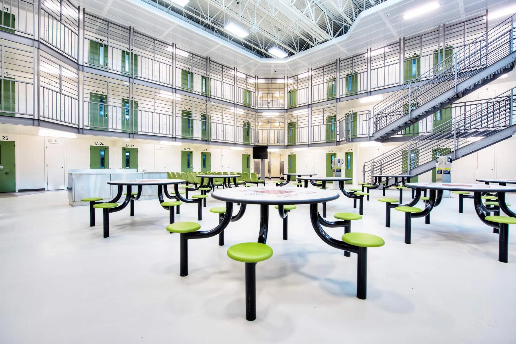  The new Edmonton Remand Centre. Photography by www.jimmyshoots.com 