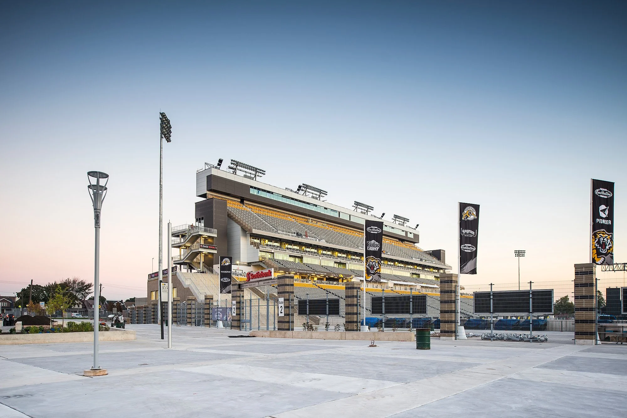  September 26, 2014 - Toronto, Ontario - Photos for Convoy Supplies, in Toronto GTA. Photo by Jimmy Jeong 
