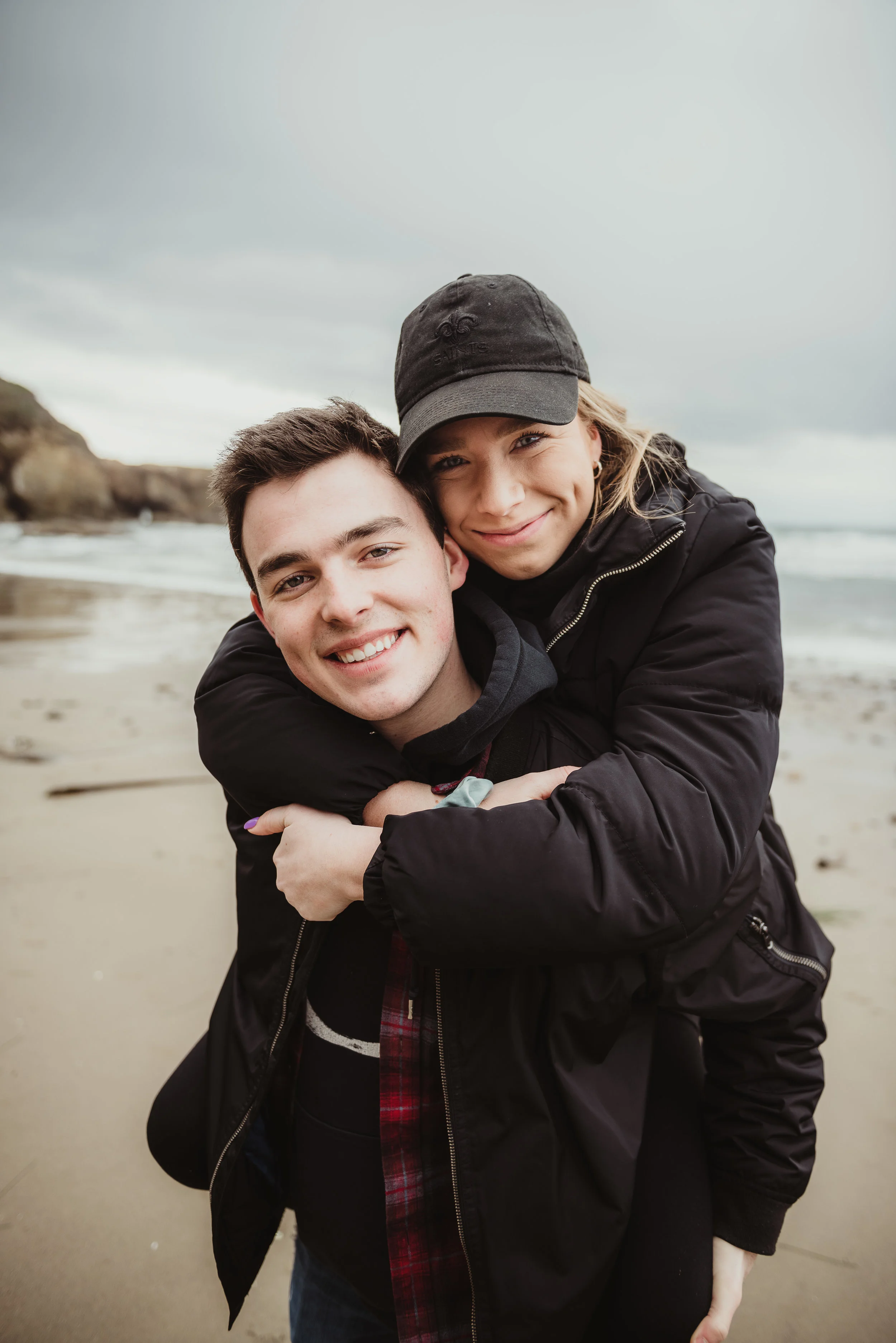 lauren &amp; simon // spontaneous couple session // devils punch bowl, or