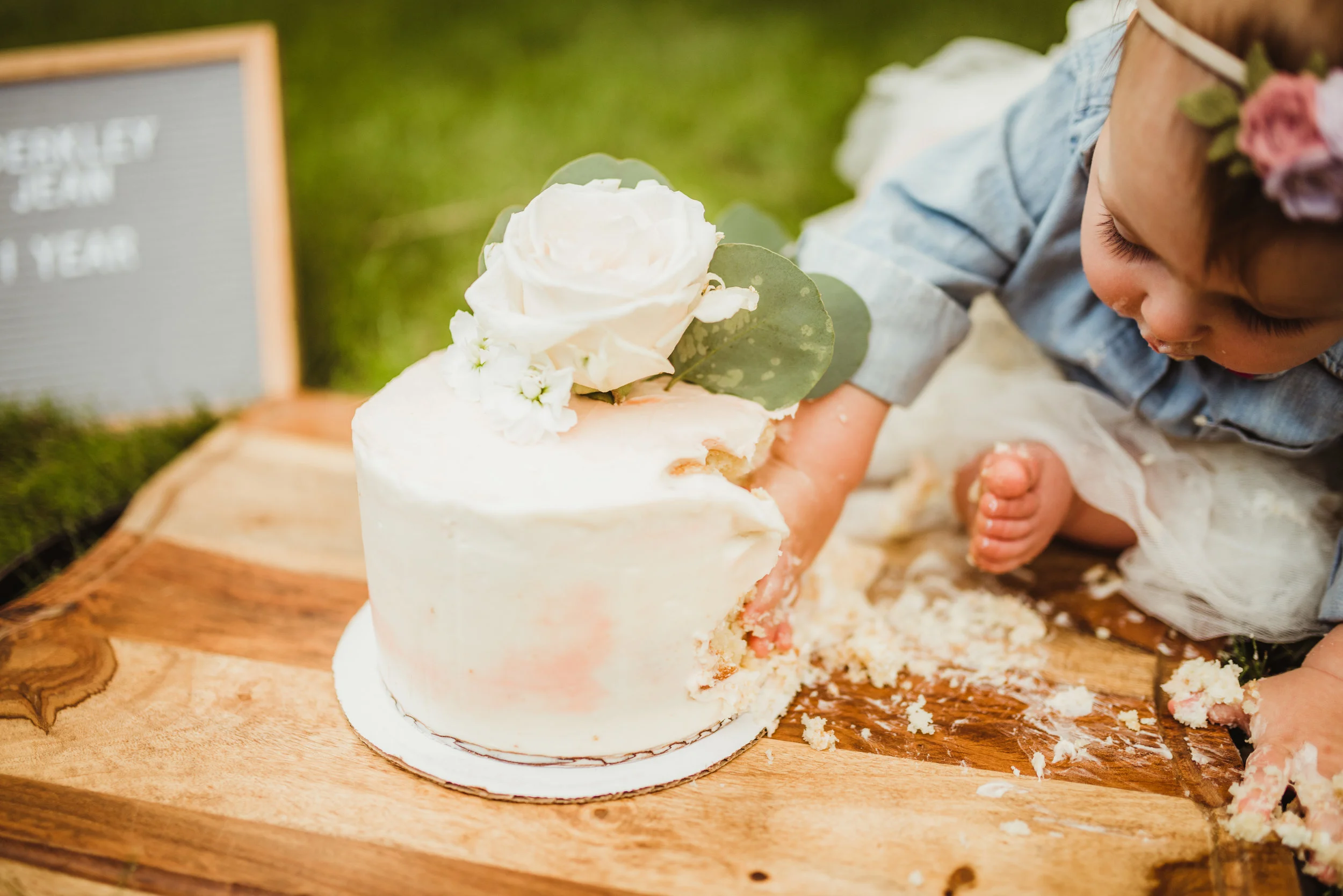 summer evening cake smash // berkley jean 1 year // ione wa
