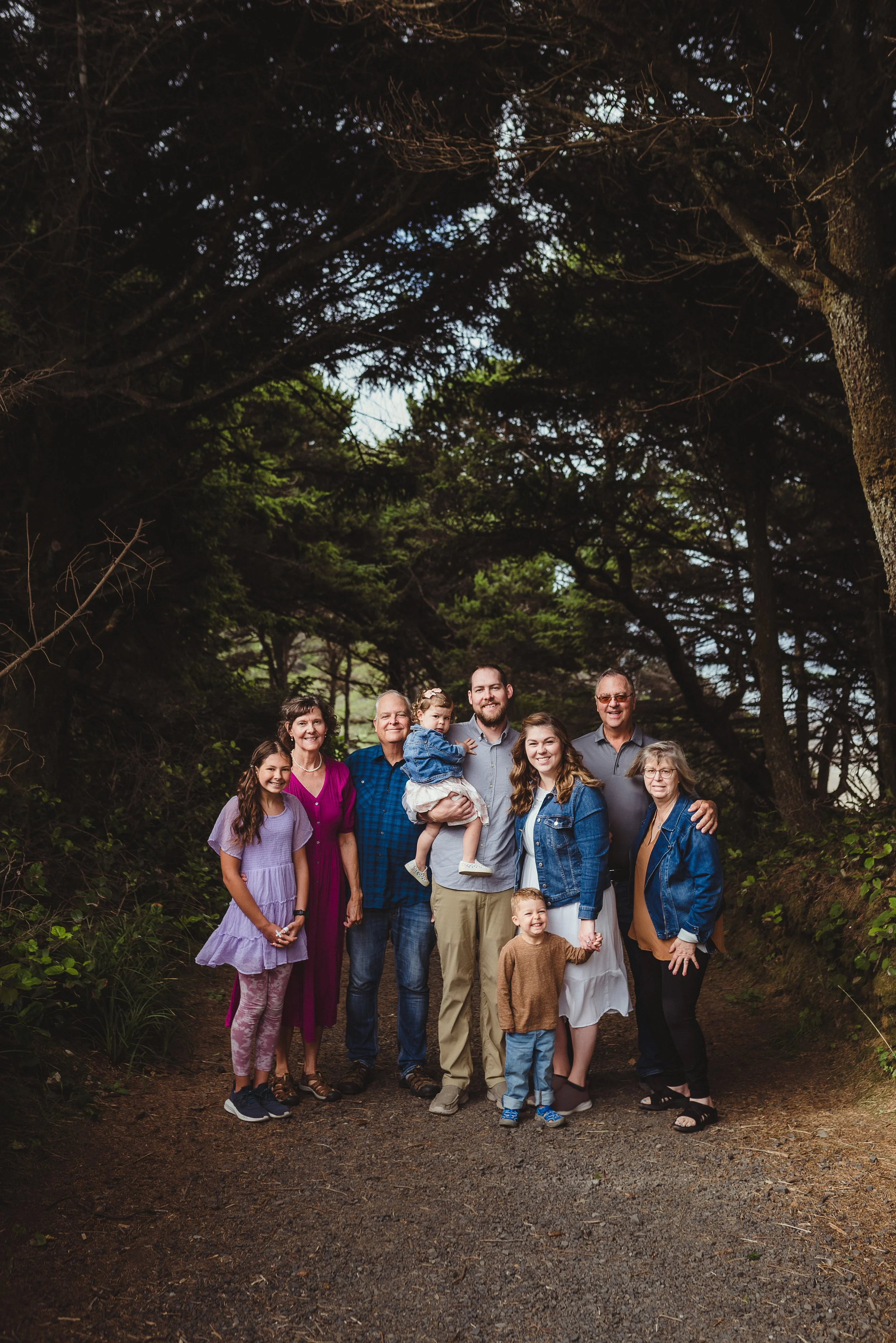 MIDSUMMER BEACH FAMILY SESSION // NEWPORT, OR