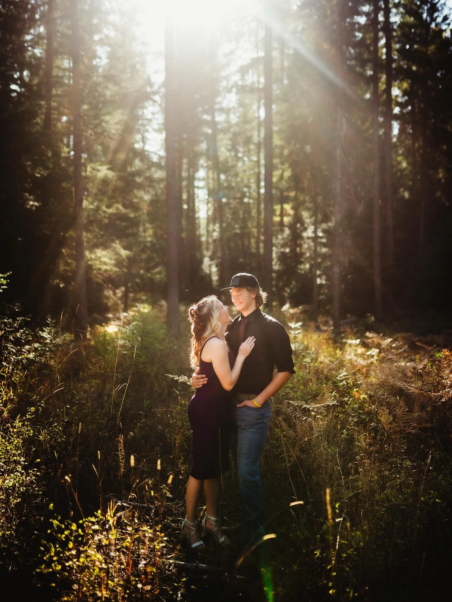 My beautiful niece and her boyfriend won Noxon&rsquo;s 2025 Homecoming Queen &amp; King 👑🎉🏈
@ariannajames_23 
@eli_sly2.7 
@amberlwiedmer