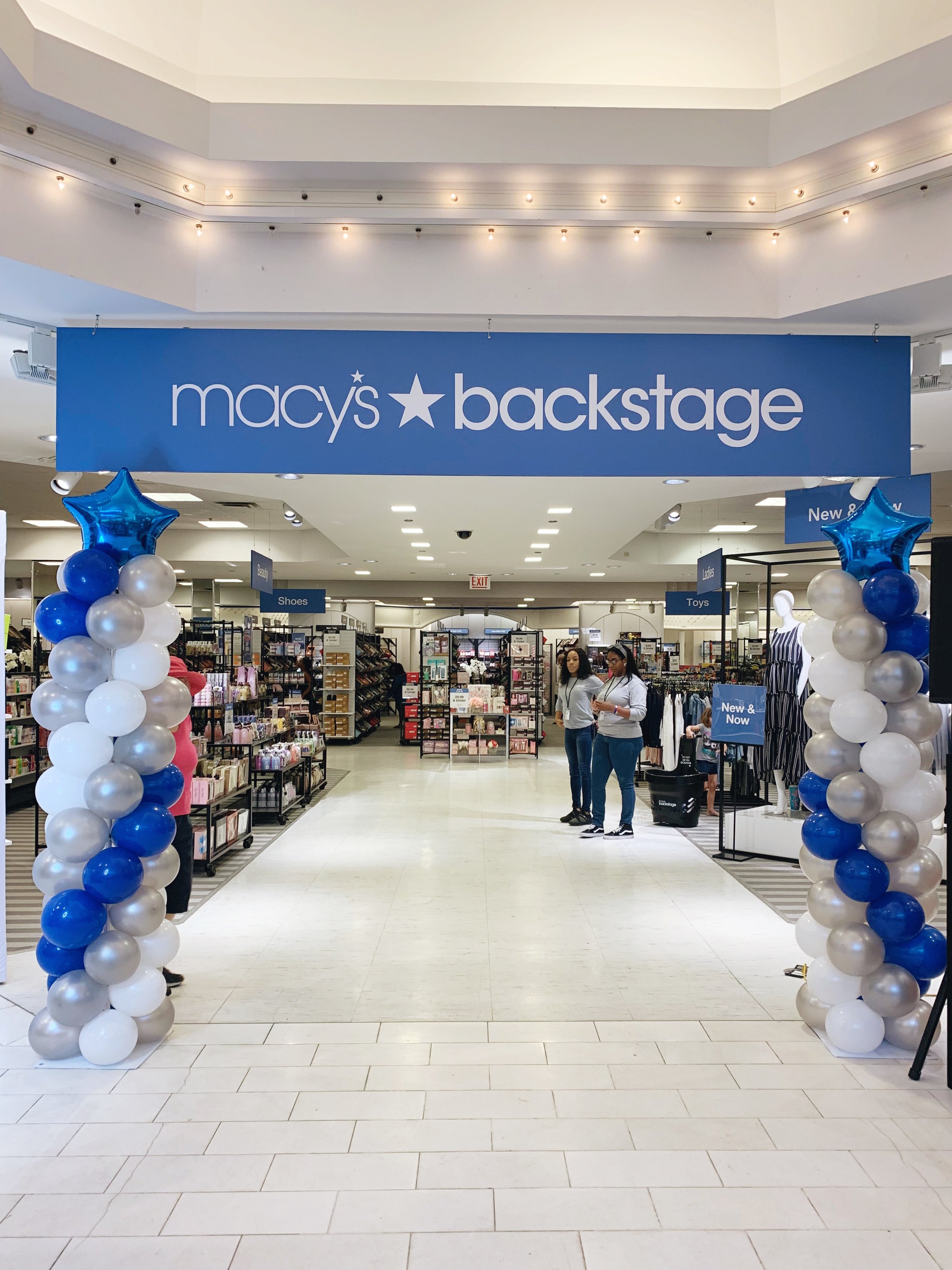 Macy S Backstage Grand Opening In Palm Beach Gardens Texaflora