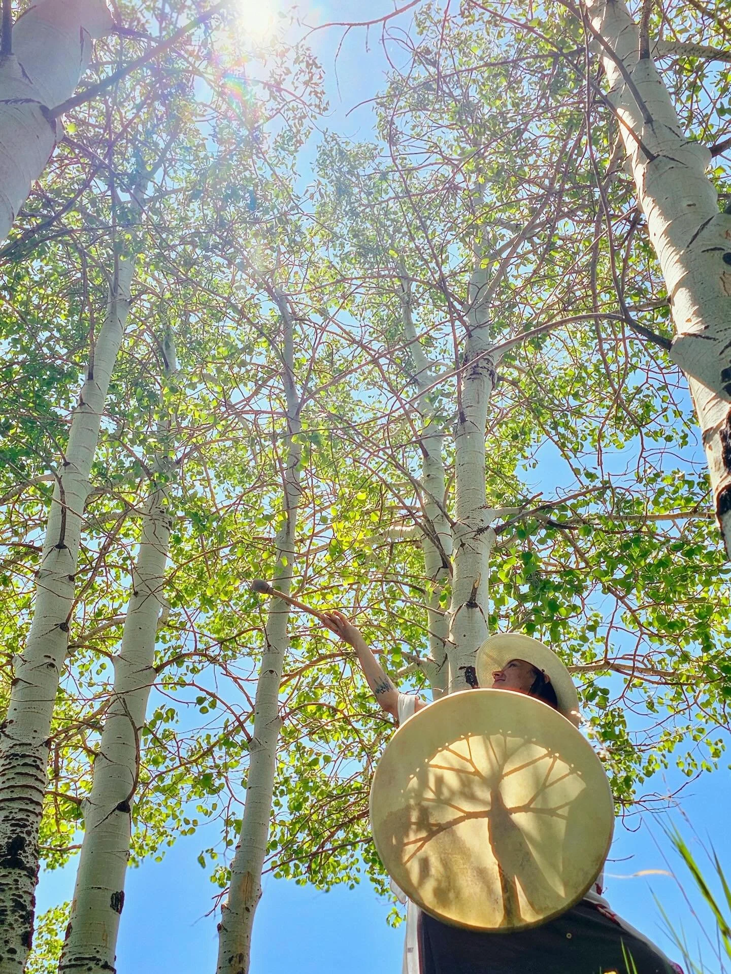 Slowly returning after the most magical mountain adventure with dear sisters ❤️

We're brewing up something so wonderful loves, I can't wait to share it with you all!

For now, I hope you all have a beautiful Solstice 🌟💛🌟

If you're in the Colorad