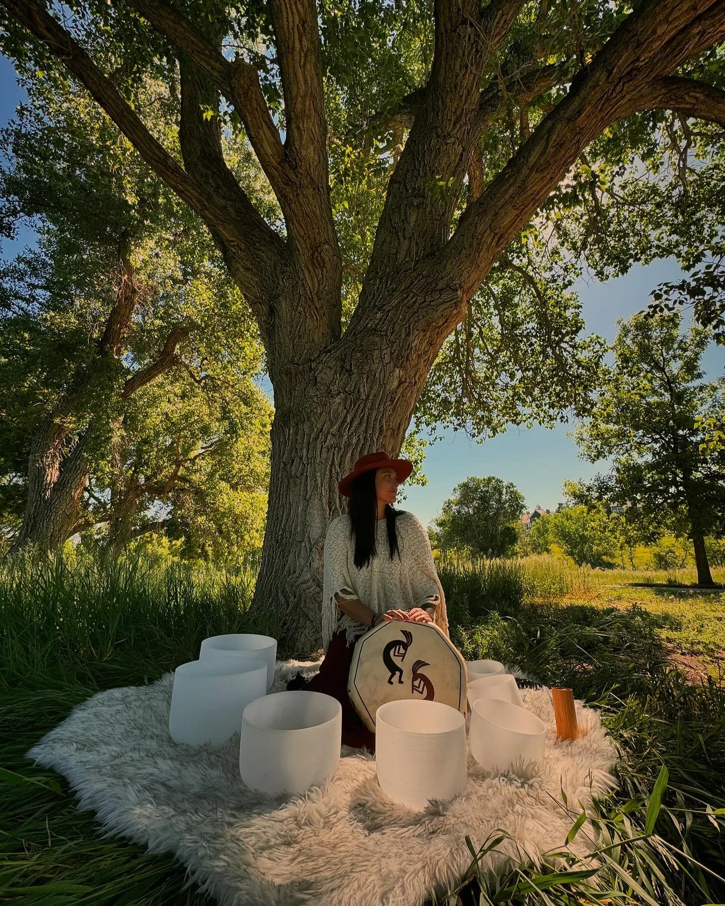 Full Moon Blessings to you, my loves ❤️

We are in the vibrant window of Lammas &amp; Lughnasa, moving from summer&rsquo;s abundant growth into the first harvests. It&rsquo;s a time to release what&rsquo;s complete, gather what&rsquo;s ripe, and prep