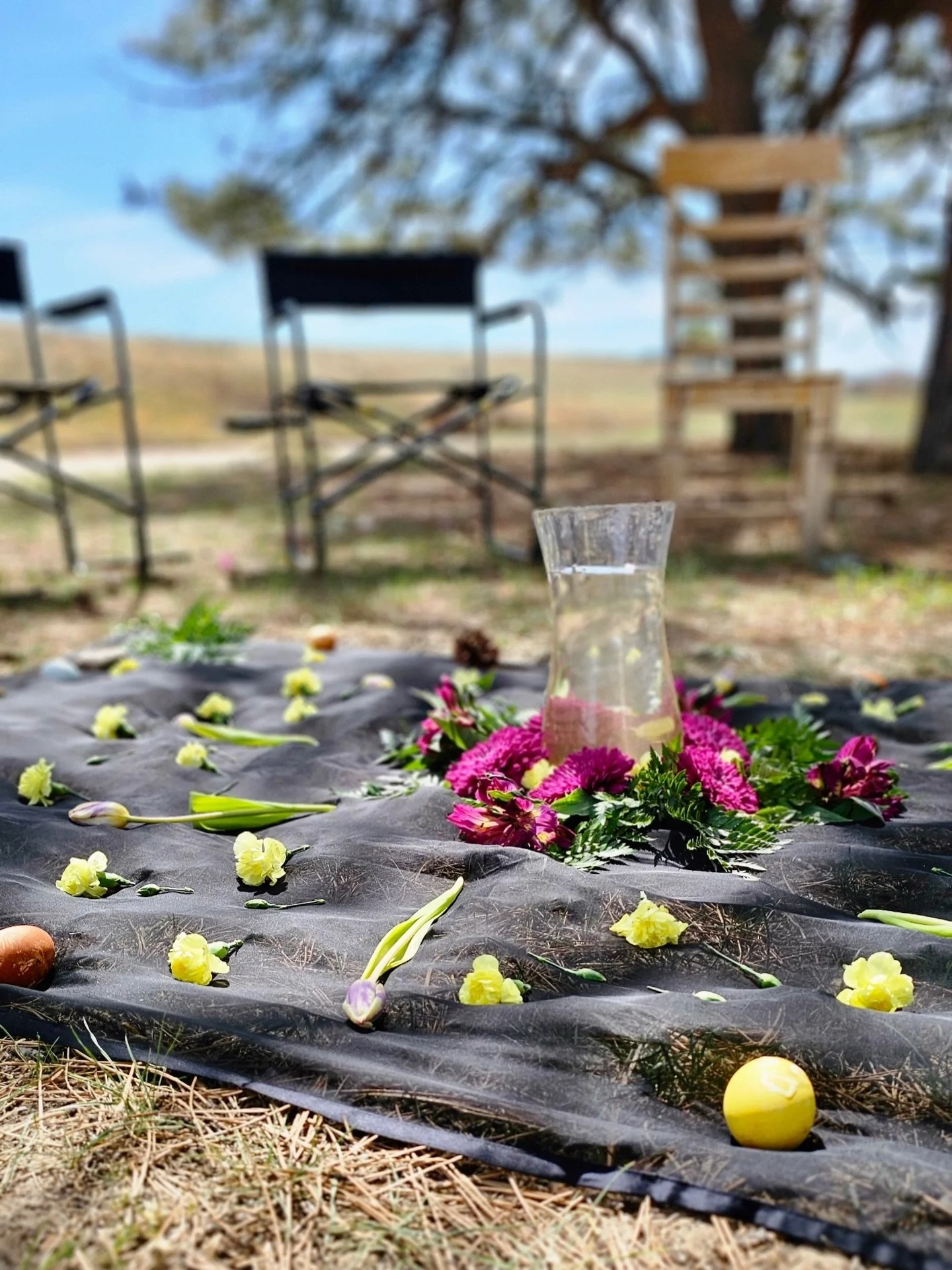 Sunday's Emerging Ceremony was so beautiful 🌷🖤🌷

Thank you so much to everyone that joined us and contributed to the container.
It is forever such an honor to witness women getting real and raw and vulnerable in sacred circle.

So excited for all 