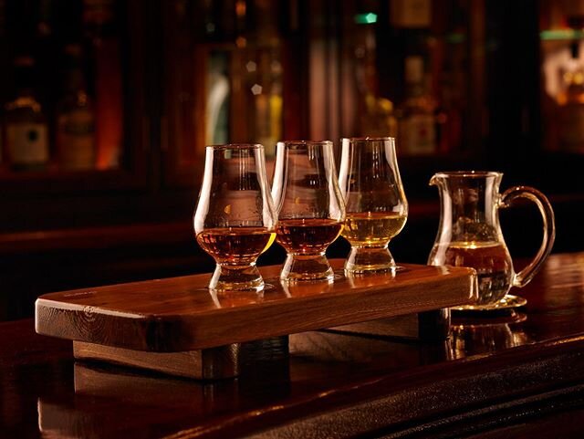 Need one of these watching the #ge2020 results 😮.
.
Image from whiskey tasting @killarneygreatsouthern.
📷 @andrewbradley_photography.
.
.
.
#whiskeytasting #whiskeylovers #photographylighting #warmlight #whiskey #irishwhiskey #newwhiskey #whiskeyso