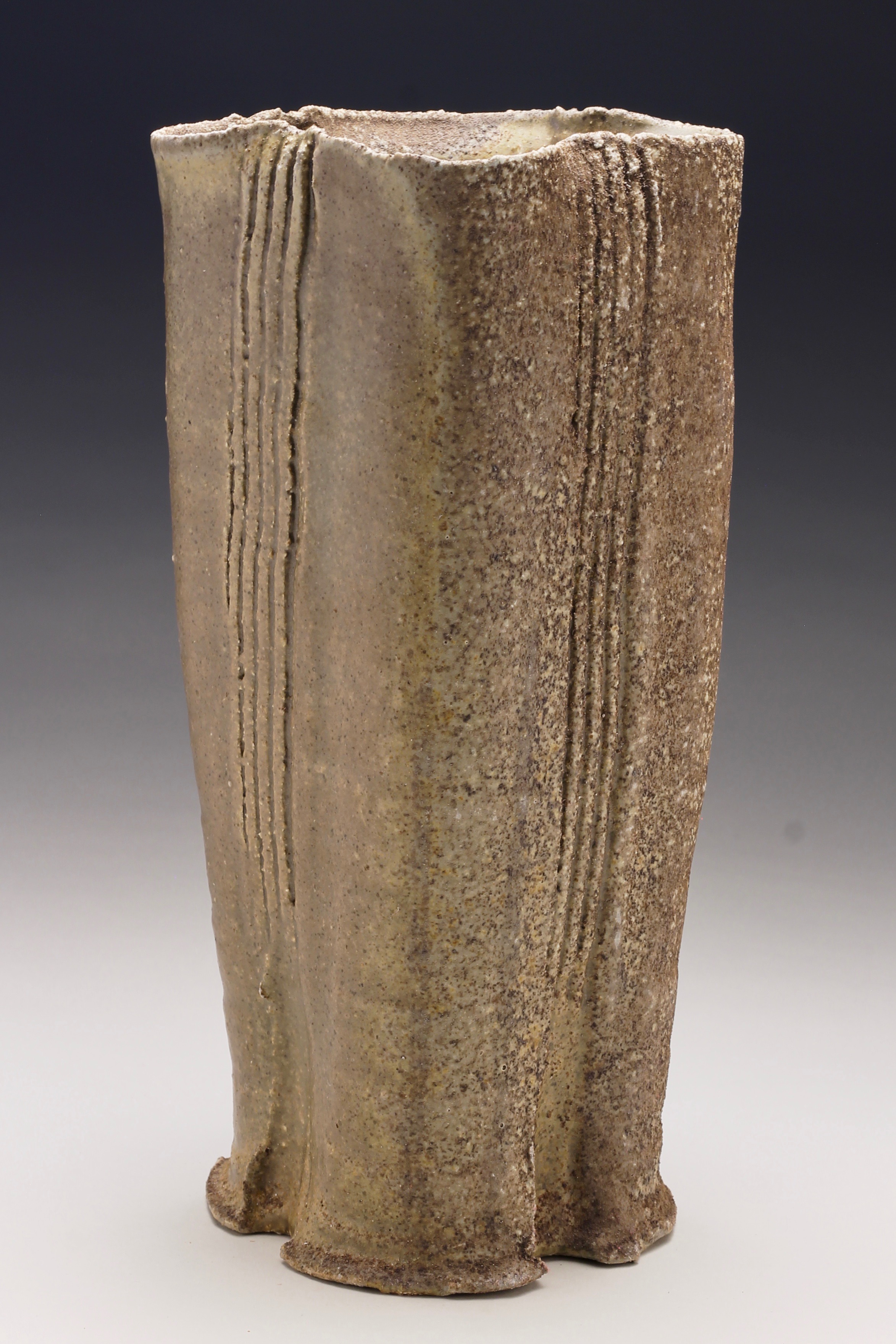 Four-point Green Vase
