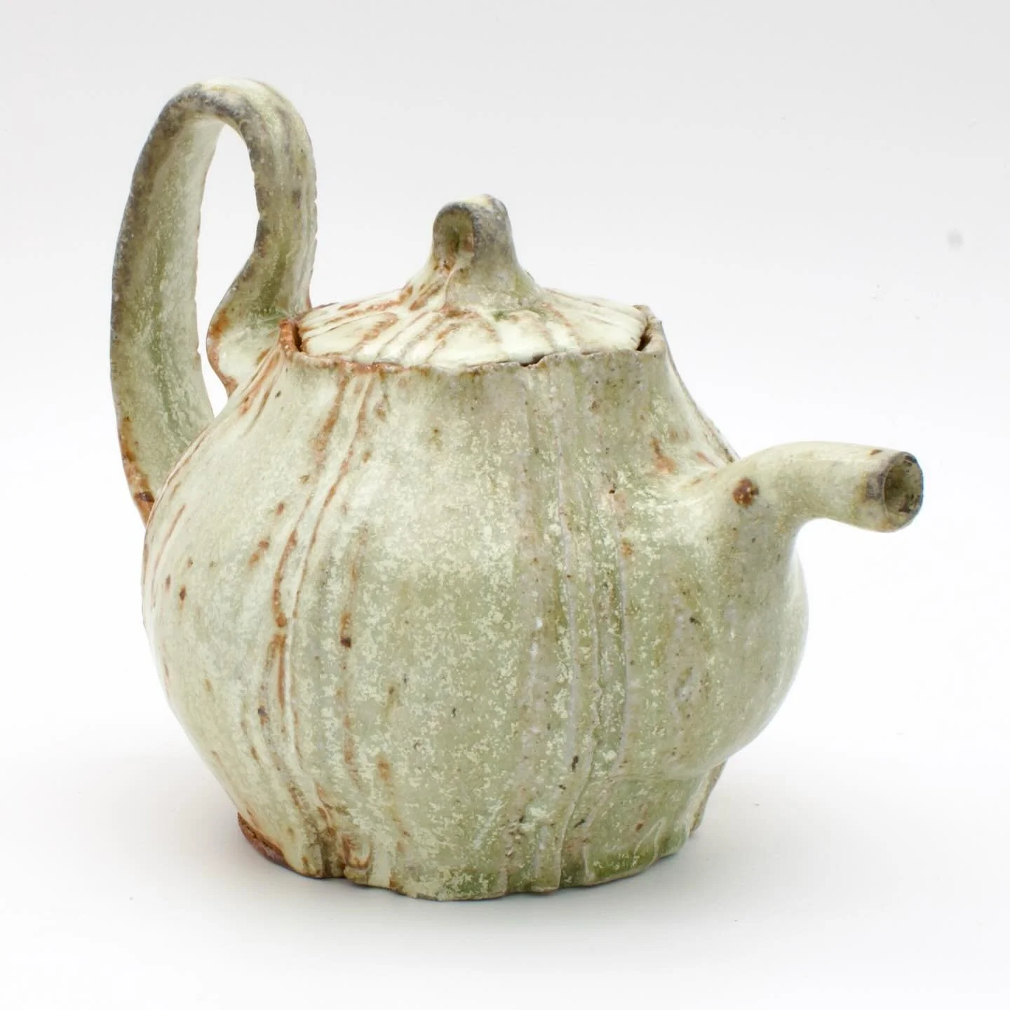 White Salt Teapot, Stoneware w/ White Salt Glaze, Wood-fired, Cone 12, 7&rdquo;x8&rdquo;x5.35&rdquo;, 2025
.
.
.
.
.
#pots #pottery #ceramics #ceramic #clay #ceramica #ceramique #c&eacute;ramique #keramik #keramika #keramic #studiopottery #craft #con