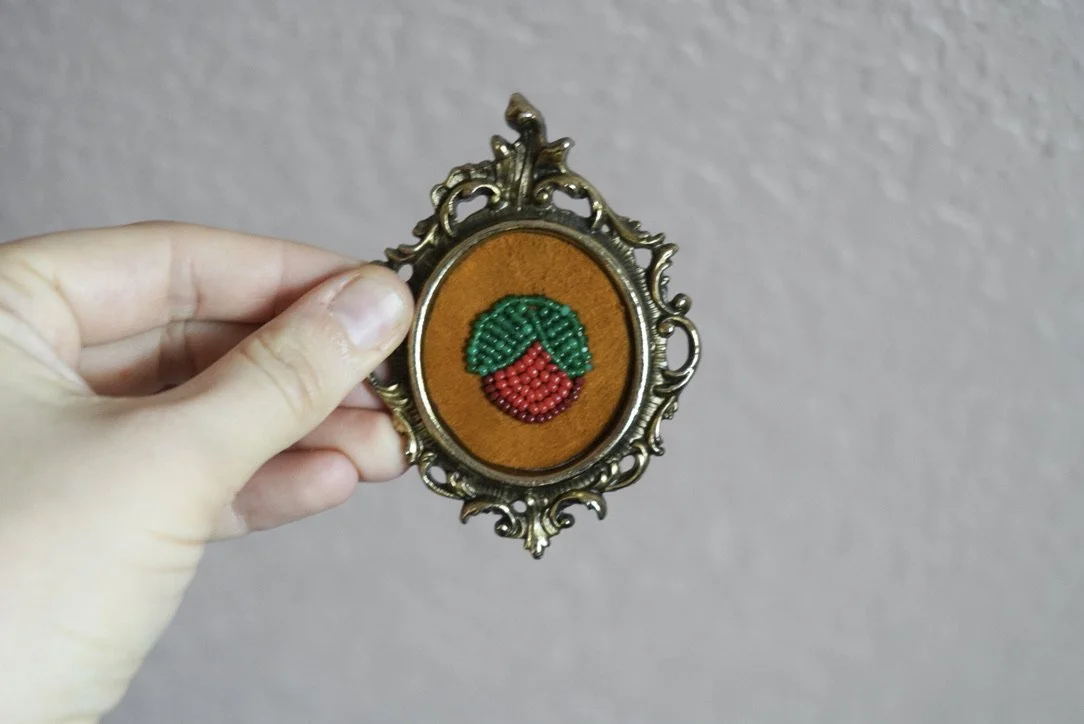 Antique Framed Ode'imin