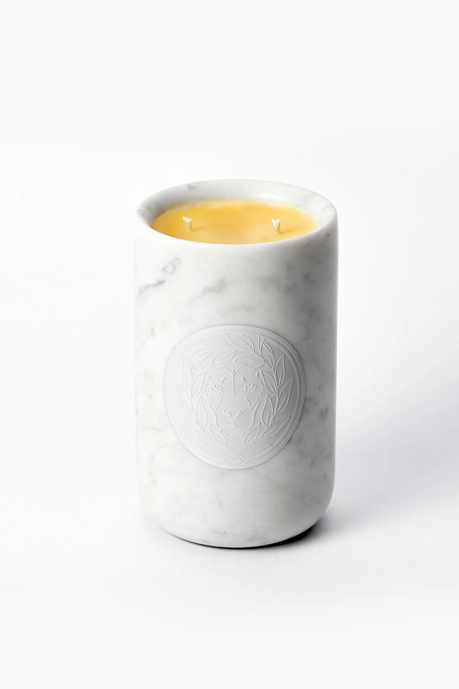 23_LABEL_WhiteMarbleCandle_0900_w-r.JPG