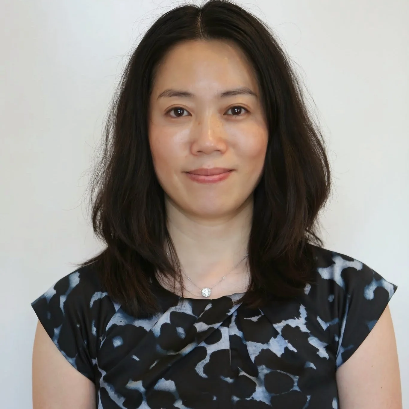 Jenny Ye Realtor & Broker Owner With over 10 years of experience in the Boston area real estate market, Jenny brings local insights to our clients, with highest level of professionalism and personal attention. Direct: 781-285-5898 Email: Zhensight@gmail.com