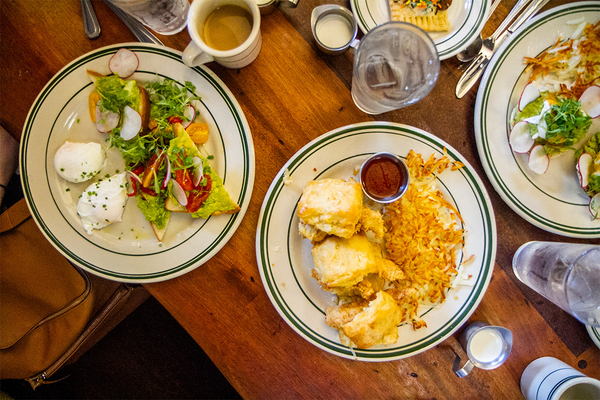 6 Places to Eat in DC - Ted’s Bulletin