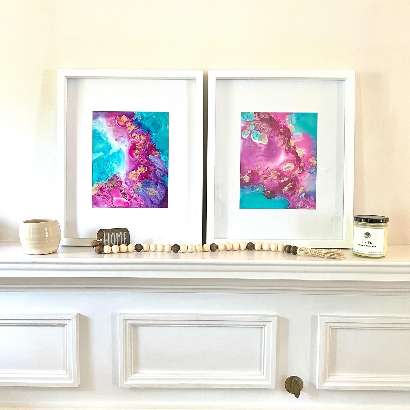 Amanda picked up her art this past weekend with her beautiful family.  I hope she loves these pieces in her space🤩💝🎨

Today I&rsquo;m shipping some art out West, working with resin, and cleaning my studio. #rainydays #motivation because if I say i