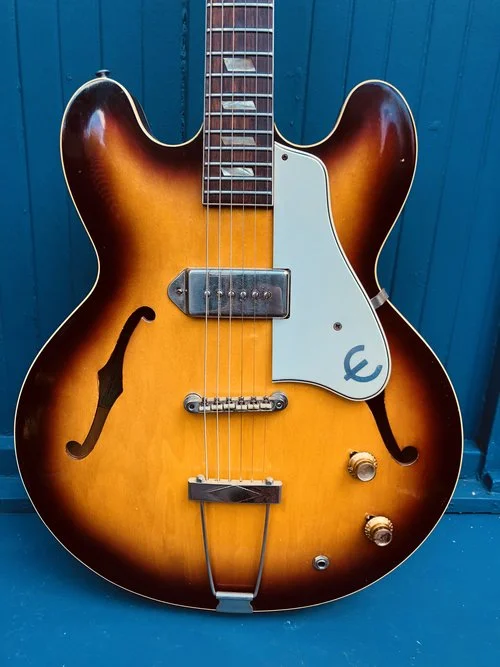 Episode 25 - The Epiphone Casino