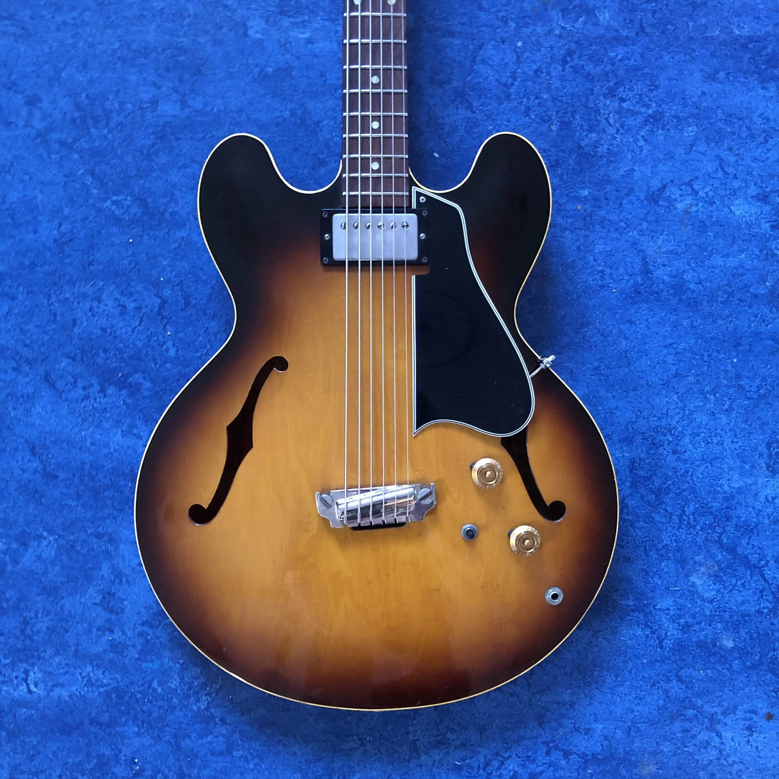 Episode 95 - The Gibson EB-6