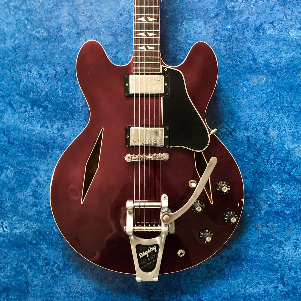 Episode 127 - The Gibson Trini Lopez