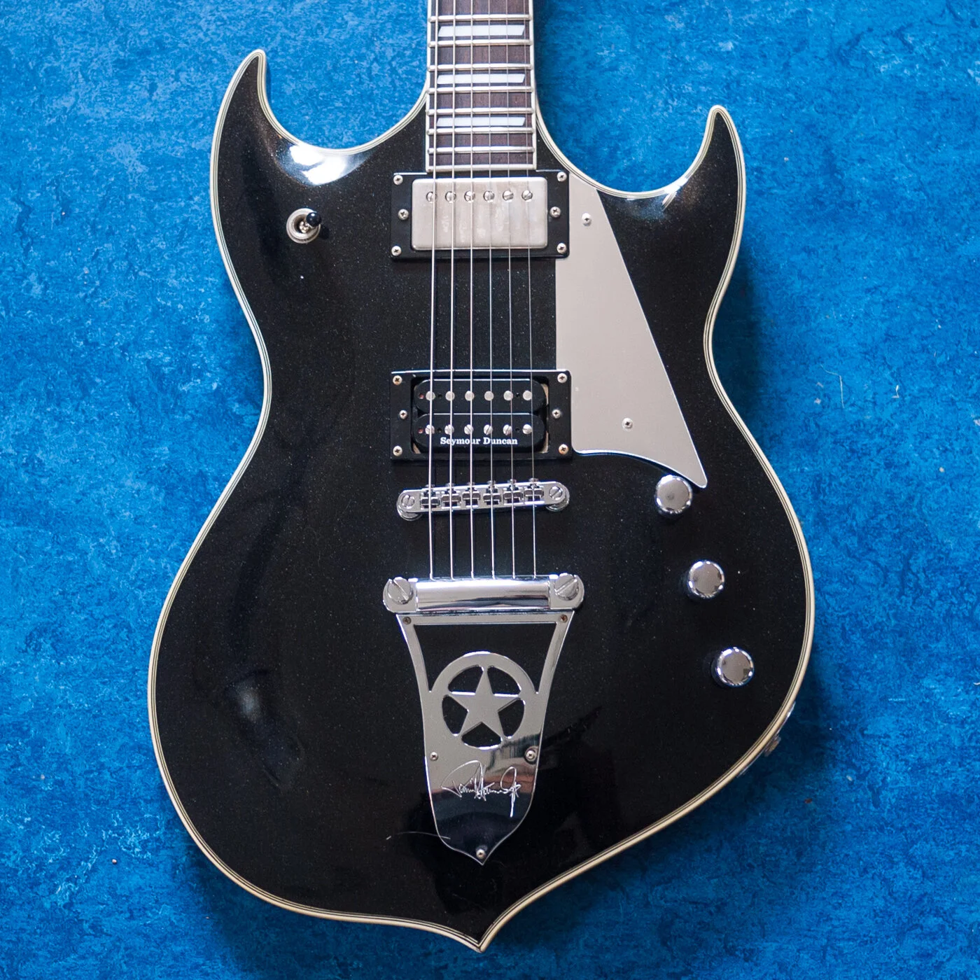 Episode 167 - The Silvertone Paul Stanley Sovereign Pro