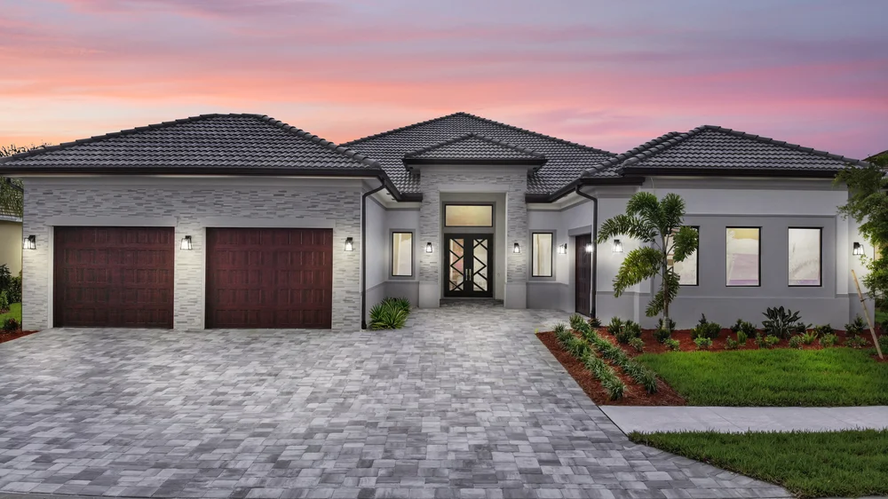 Pinnacle custom home exterior in River Hall Country Club