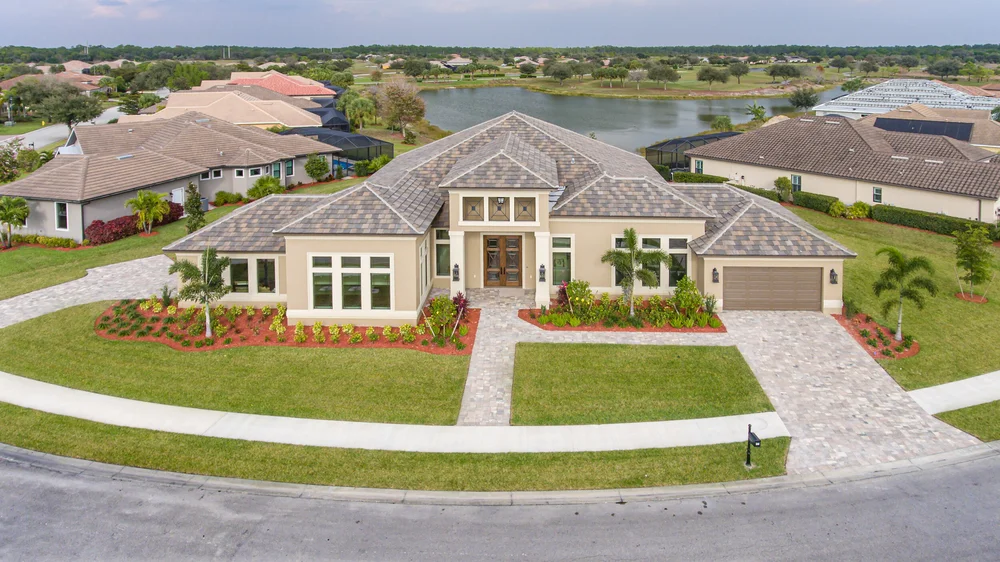 3346 Chestnut Grove Drive exterior