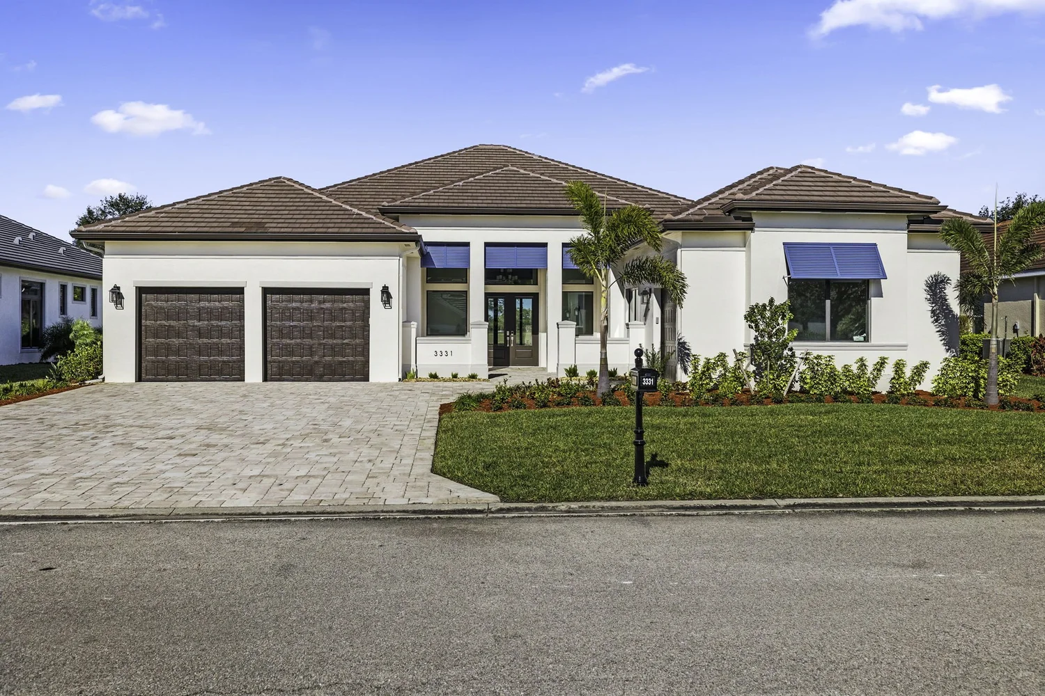 Pinnacle custom home in River Hall