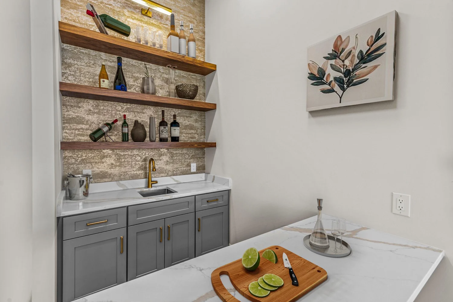 3389 Chestnut Grove Drive wet bar
