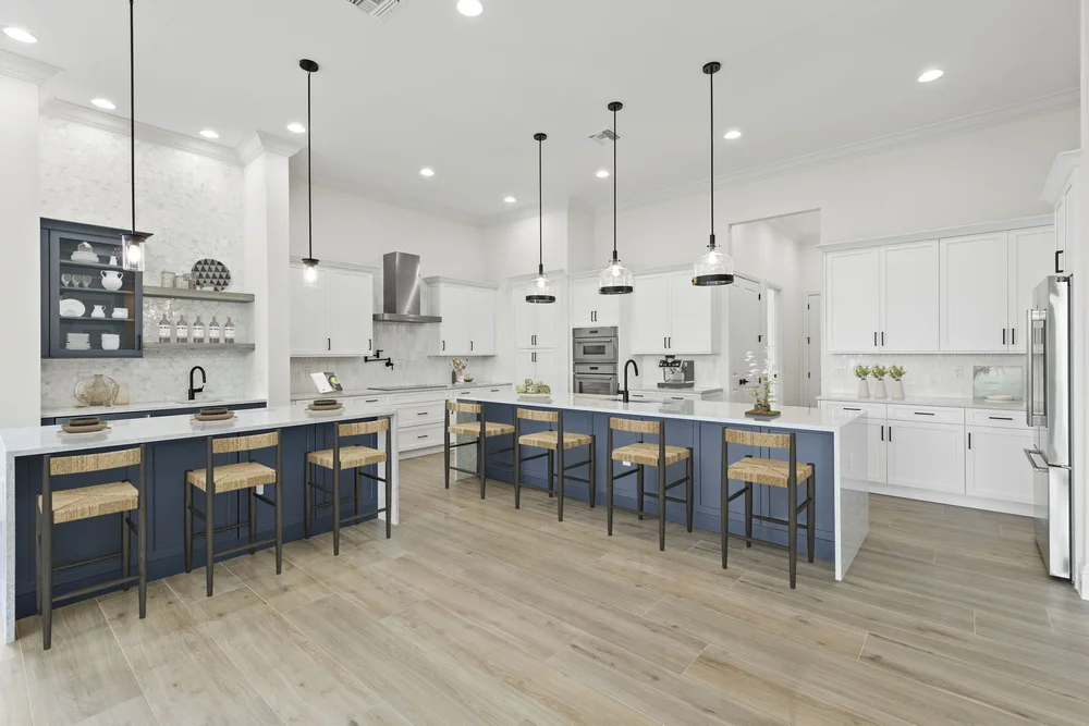 Pinnacle custom home kitchen in River Hall Country Club
