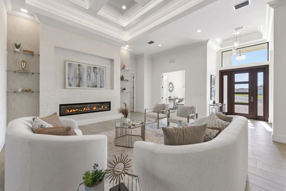 Pinnacle custom home living area in River Hall Country Club