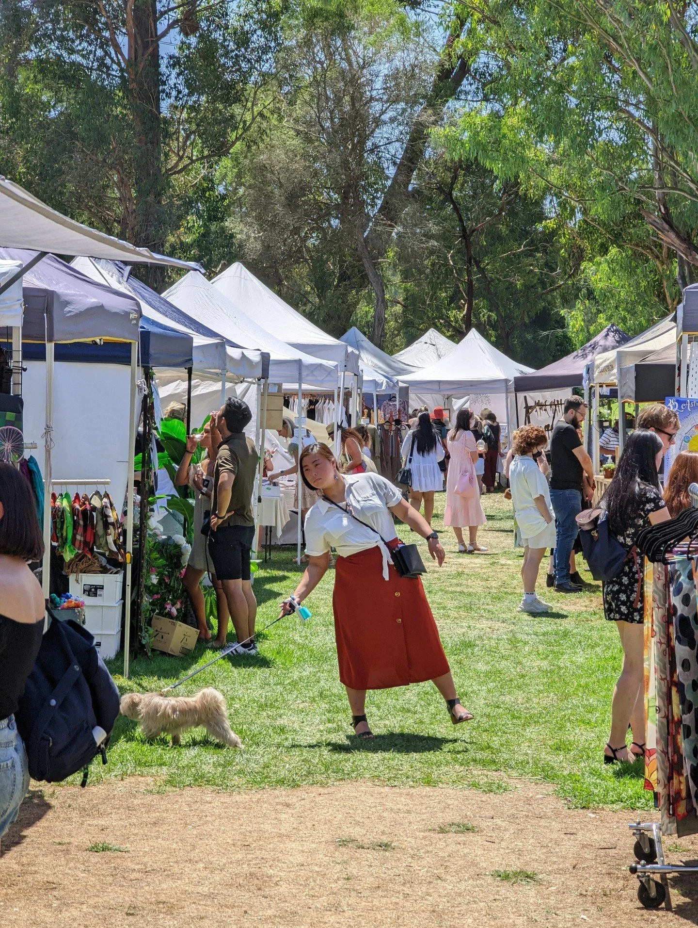 We have 3 awesome markets for you to enjoy this weekend! 1. Younghusband Kensington, 2. Heide Market Bulleen, 3. Rose Street Market Fitzroy. 

Family, friends and doggos welcome!

#rosestmarket #younghusbandmarket #heidemarket #alwaysoriginal