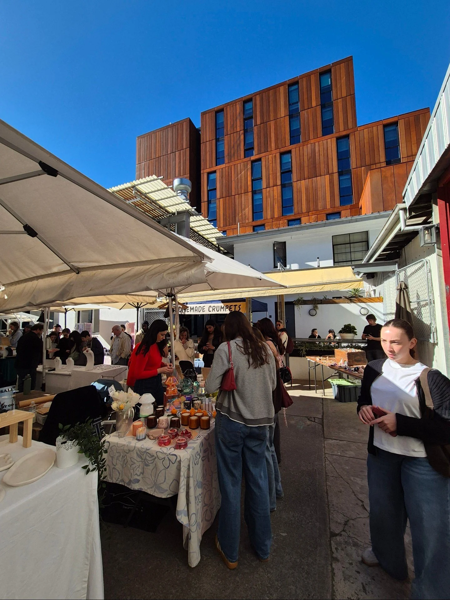 Spring has finally sprung! Make the most of the warmer weather and hit up a local market! This weekend, you'll find us at Rippon Lea Estate in Elsternwick,) and trusty Rose Street in Fitzroy.

#alwaysoriginal #rosestmarket #melbournemarkets #marketvi
