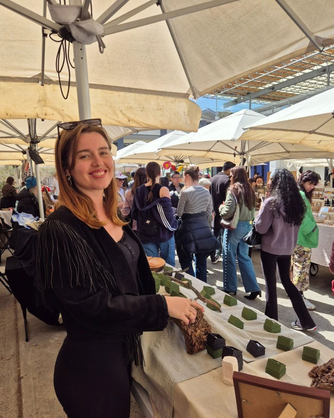 Your weekend plans just got better! We're bringing you two incredible markets to find unique, handmade treasures and meet the amazing people who make them:

📍 Rose Street Market, Fitzroy
When: Saturday &amp; Sunday (22nd &amp; 23rd Nov)
Time: 10am -