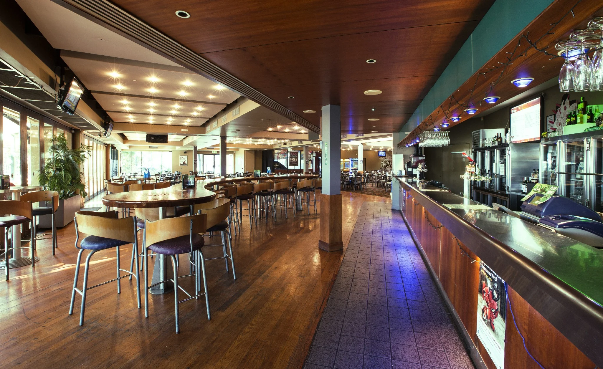 Benowa Tavern
