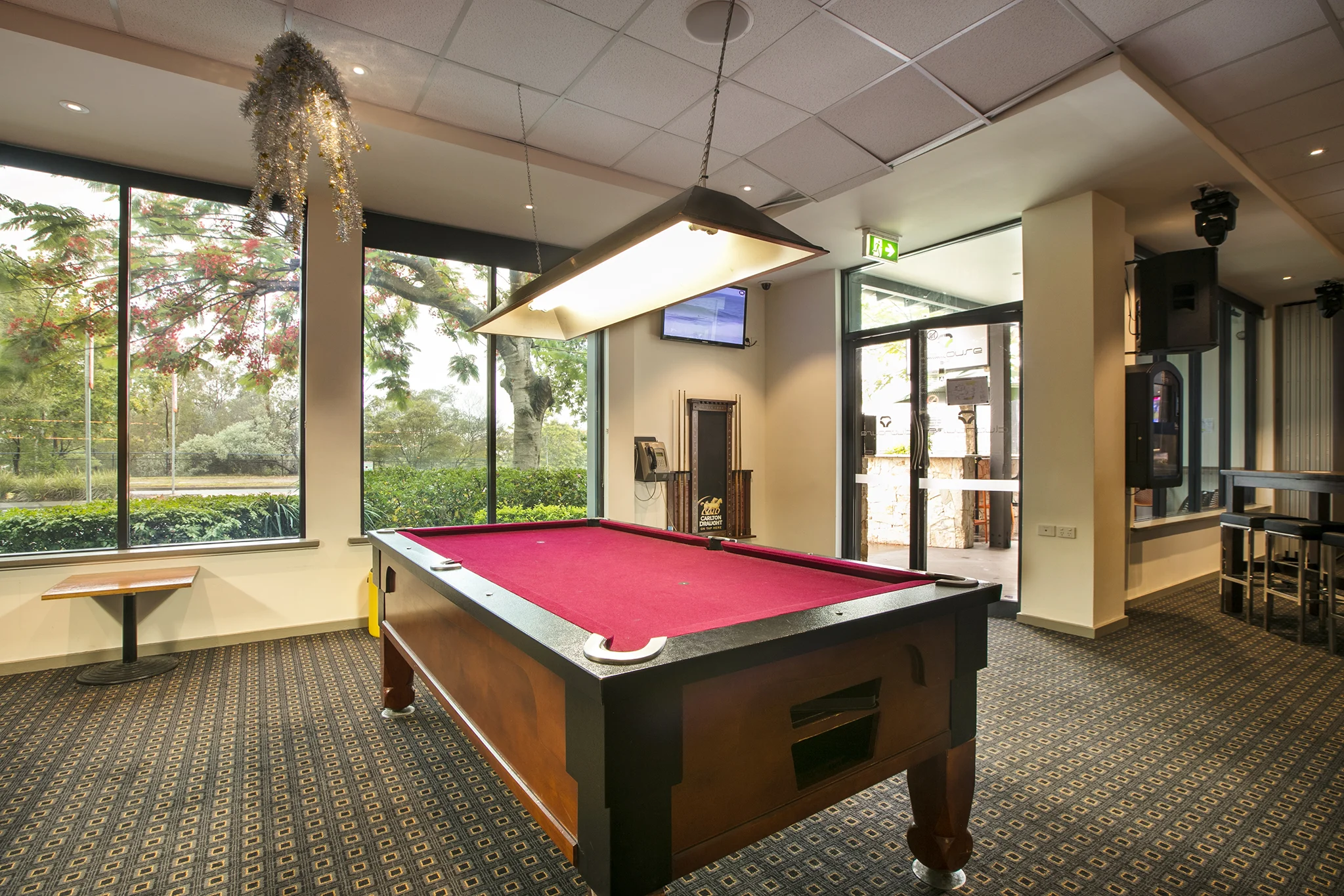 Forest Lake Hotel