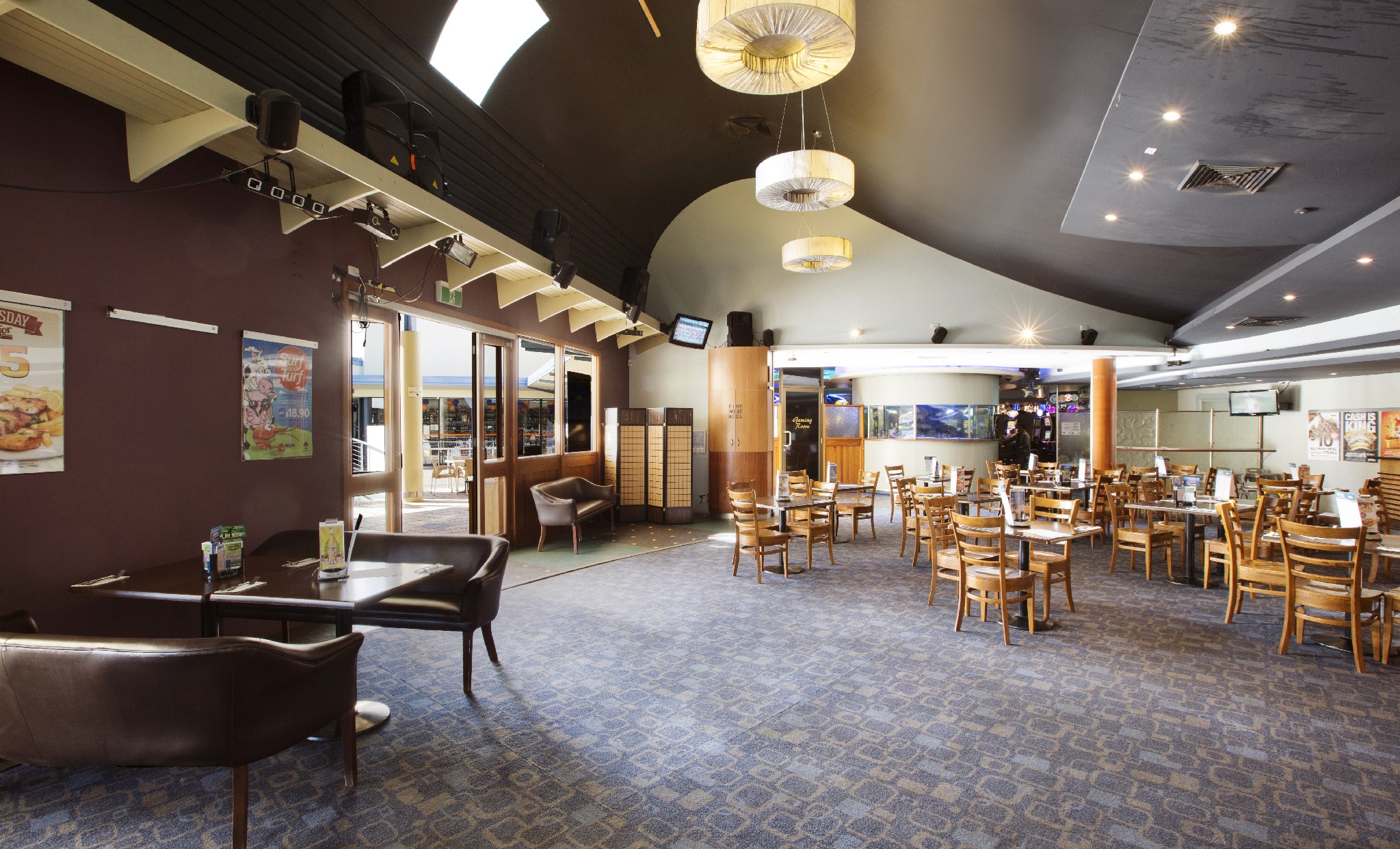 PUB_MOOLOOLABA_7118.jpg