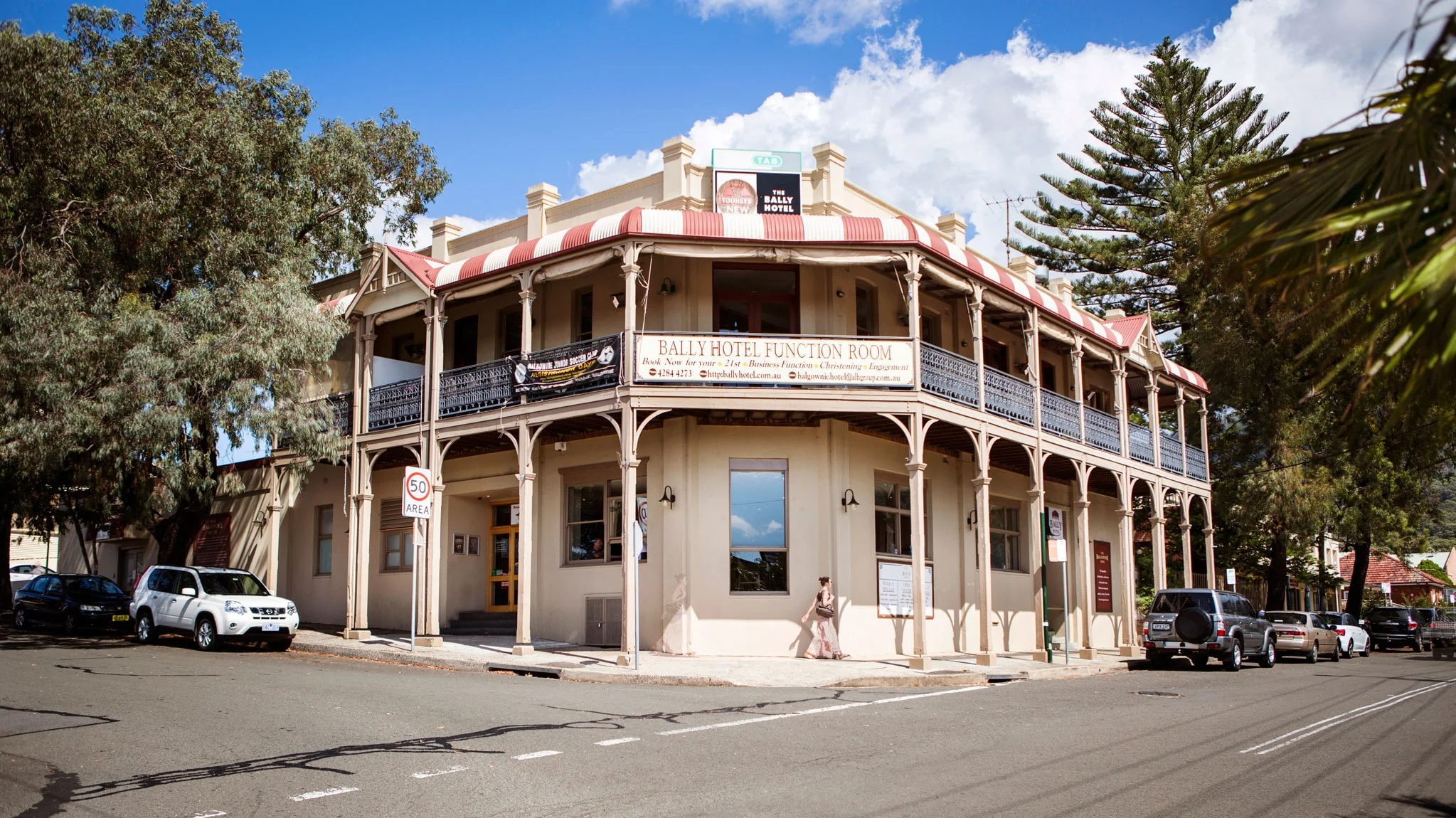 Bally Hotel