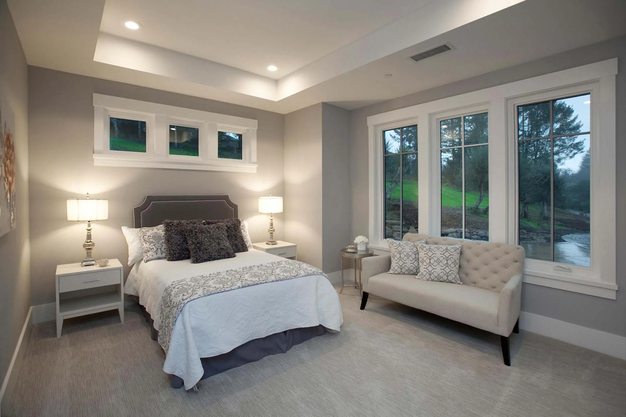 Contemporary Bedroom with two lamp and sofa