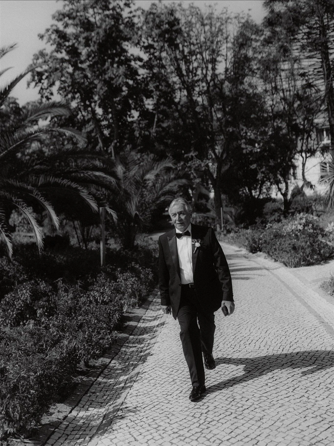 For real, parents first looks get me every single time 🥹 The emotions are just on another level!

Venue @palaciofontenova_bejuco

WP &amp; Decor @amorelima_

V&iacute;deo @fullcut

2nd Shooter @nunofarizo

MUA &amp; Hair @beautybridal.pt

Choir @str