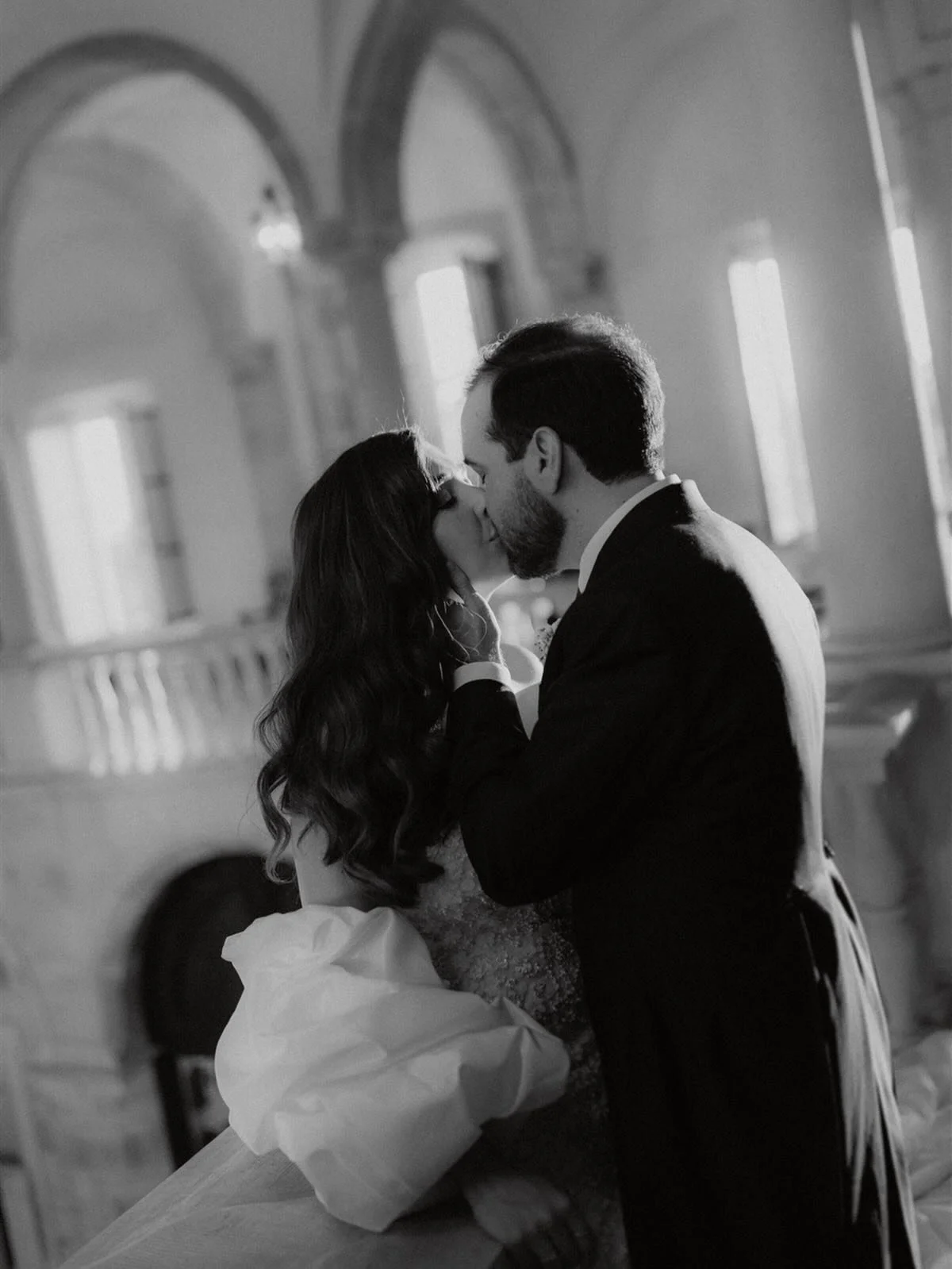 A tender kiss, a quiet smile.

Venue Pal&aacute;cio de S&atilde;o Marcos
Wedding Planner @prometo_amar_te
V&iacute;deo @24films_cinematography
2nd shooter @marcogilphotography
Dress @pronovias
Hair @tiagocoelho95
Makeup @inesfigueiredo.mua
Catering @