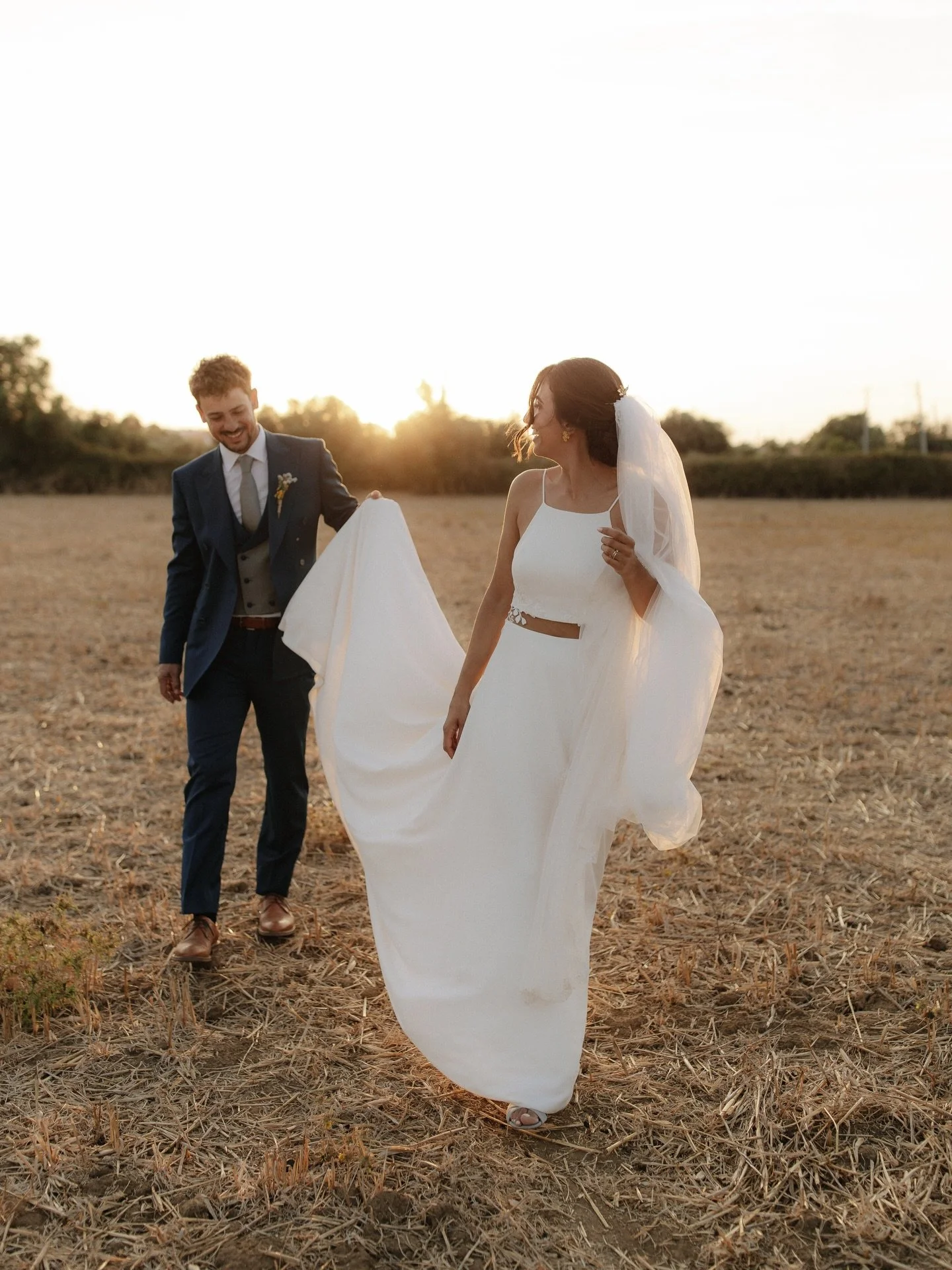 tb to this beautiful hot summer day
in Alentejo.
Miss you guys🥹

2nd shooter @marianatomazweddings

#weddingday
#portugalweddingphotographer
#alentejo #portugal
#pauloremediosfotografia