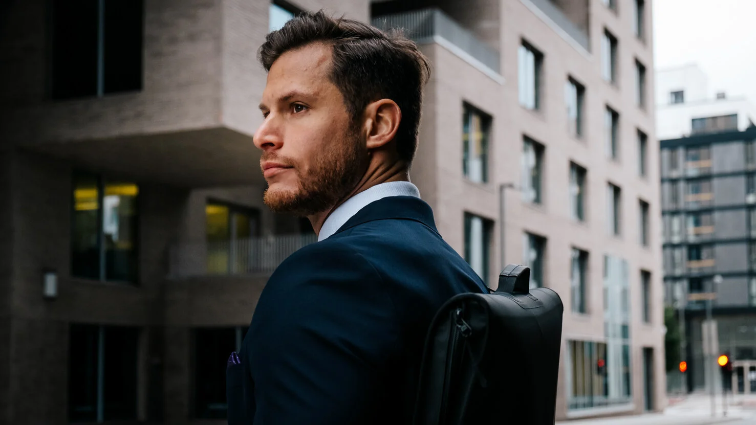 SUITUPBAG — THOMAS SANDFIELD
